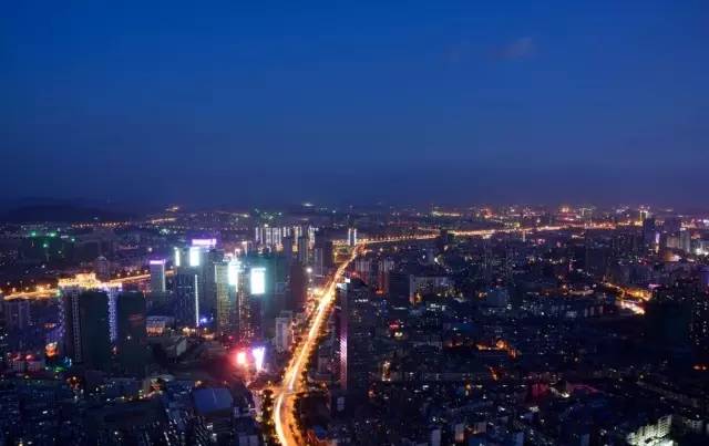 昆明vs仰光夜景视频直播,用Golang做实时画面对比,谁更亮? 昆明vs仰光夜景视频直播,用Golang做实时画面对比,谁更亮?
